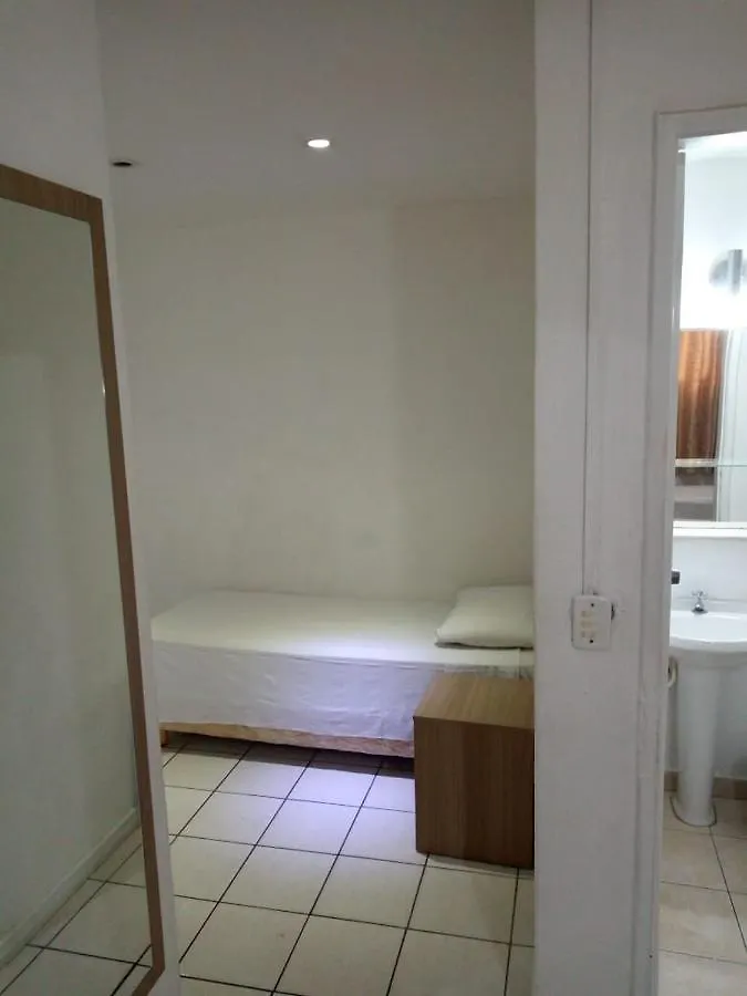 **  Ficare Poa - 3Min Do Complexo Hospitalar Santa Casa Hotel Porto Alegre Brazil